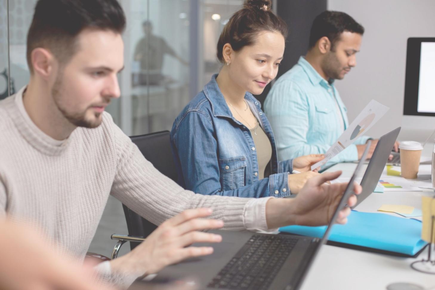 Detaillierte Finanzplanung und Budgetierung im Geschäftskontext